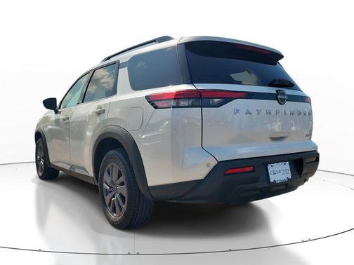 2024 Nissan Pathfinder SV FWD