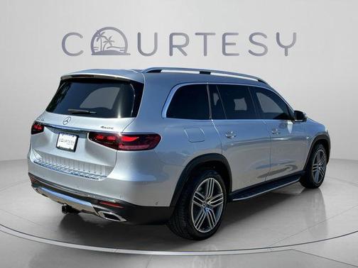 Cirrus Silver Metallic 2024 Mercedes-Benz GLS 450 4MATIC
