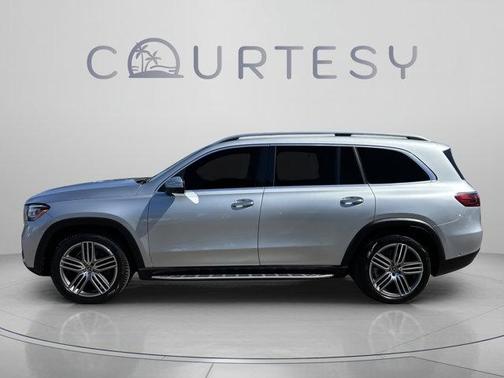 Cirrus Silver Metallic 2024 Mercedes-Benz GLS 450 4MATIC