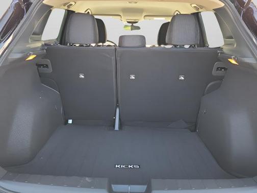 Super Black 2026 Nissan Kicks S