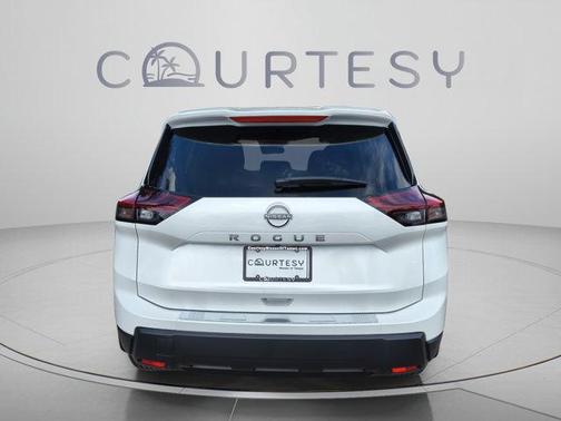 Everest White P 2026 Nissan Rogue SV