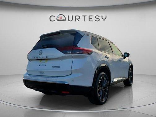 2024 Nissan Rogue Platinum