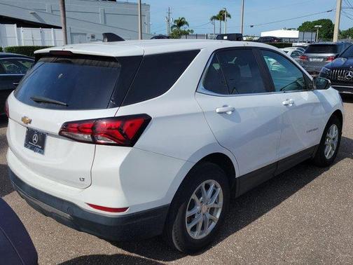 Summit White 2022 Chevrolet Equinox 1LT