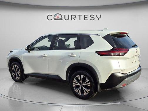 White 2023 Nissan Rogue SV