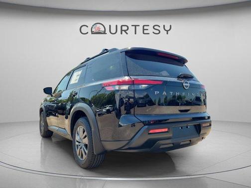 Black 2026 Nissan Pathfinder SV