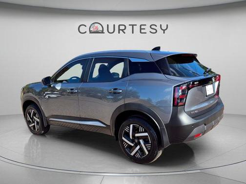 Gun Metallic 2026 Nissan Kicks SV