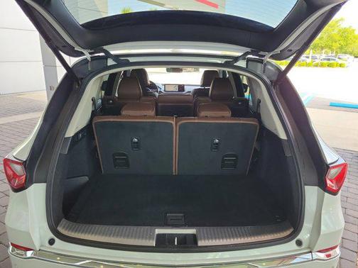 2022 Acura MDX Advance Package