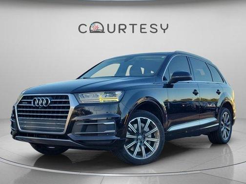 2019 Audi Q7 45 SE Premium Plus