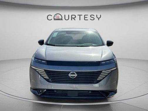 Gun Metallic 2026 Nissan Murano Platinum