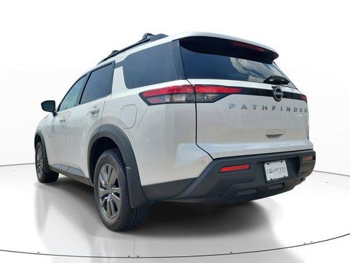 2025 Nissan Pathfinder SV FWD