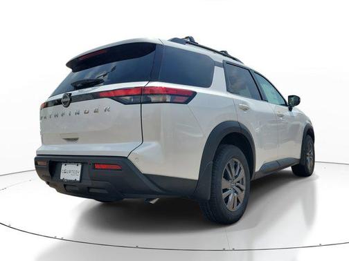 2025 Nissan Pathfinder SV FWD