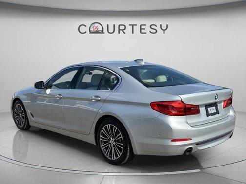 Glacier Silver Metallic 2019 BMW 530 i