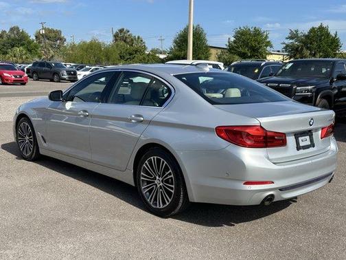 Glacier Silver Metallic 2019 BMW 530 i