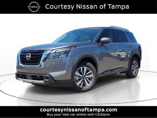 2025 Nissan Pathfinder SL FWD