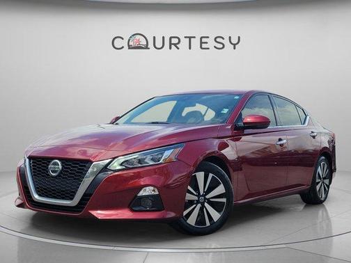 2022 Nissan Altima 2.5 SL