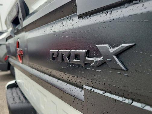 2025 Nissan Frontier PRO-X