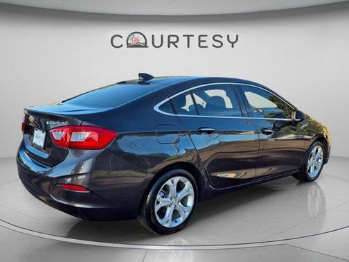 Tungsten Metallic 2016 Chevrolet Cruze Premier Auto