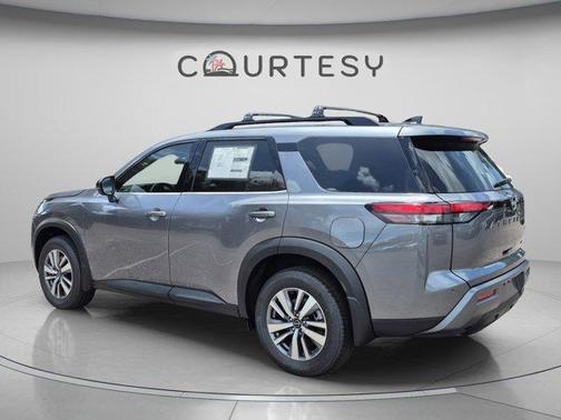 Gun Metallic 2026 Nissan Pathfinder SL