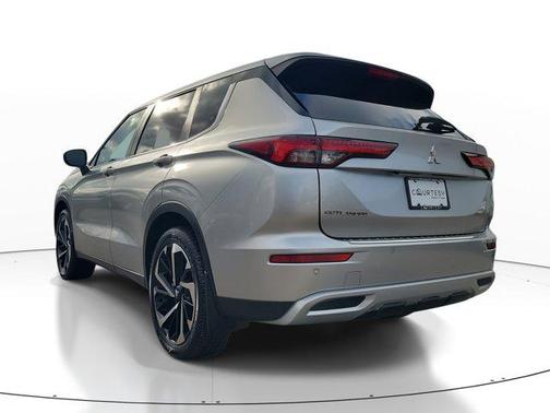 2022 Mitsubishi Outlander SE 2.5 2WD