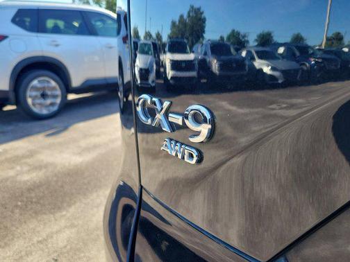 2023 Mazda CX-9 Touring