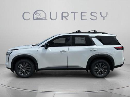 Everest White P 2026 Nissan Pathfinder SV