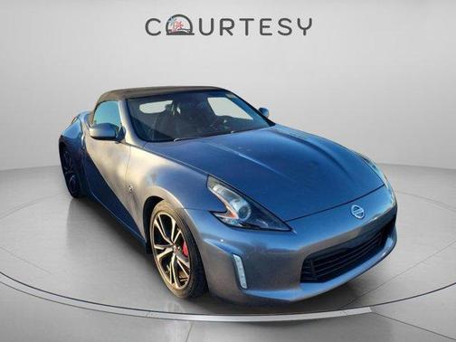 2018 Nissan 370Z Touring Sport