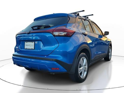 2023 Nissan Kicks S