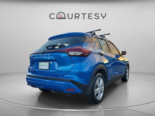 2023 Nissan Kicks S