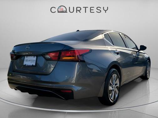 2025 Nissan Altima S