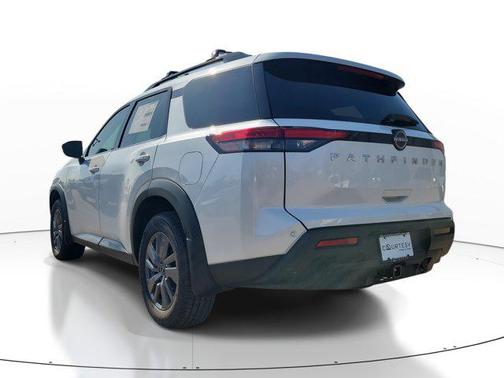 2025 Nissan Pathfinder SV FWD