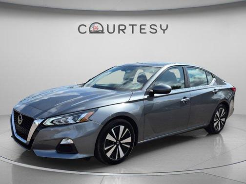 Gun Metallic 2022 Nissan Altima 2.5 SV