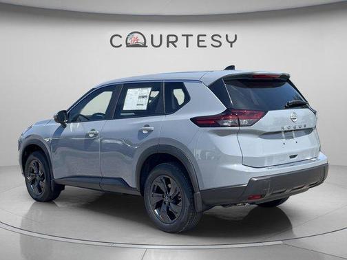 Boulder Gray Metallic 2026 Nissan Rogue SV