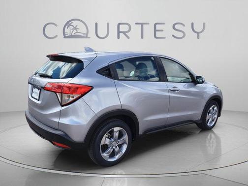 Lunar Silver Metallic 2021 Honda HR-V LX