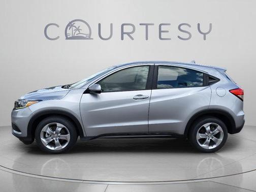 Lunar Silver Metallic 2021 Honda HR-V LX