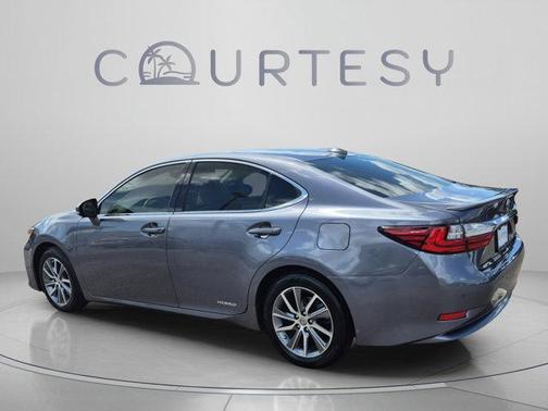Gray Pearl 2018 Lexus ES 300h Base
