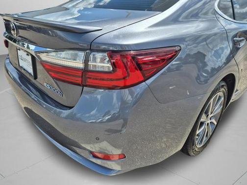 Gray Pearl 2018 Lexus ES 300h Base