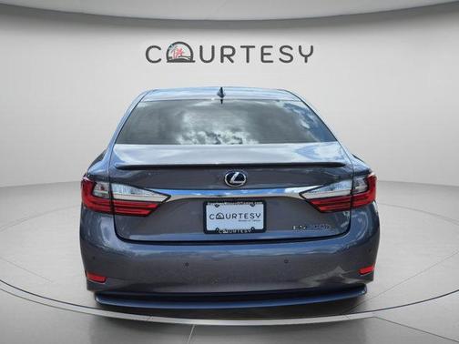 Gray Pearl 2018 Lexus ES 300h Base
