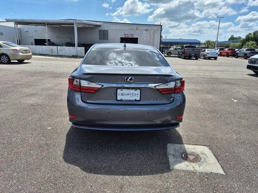 Gray Pearl 2018 Lexus ES 300h Base