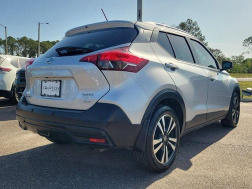 2020 Nissan Kicks SV