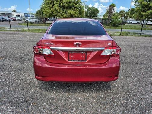 Barcelona Red Metallic 2013 Toyota Corolla LE