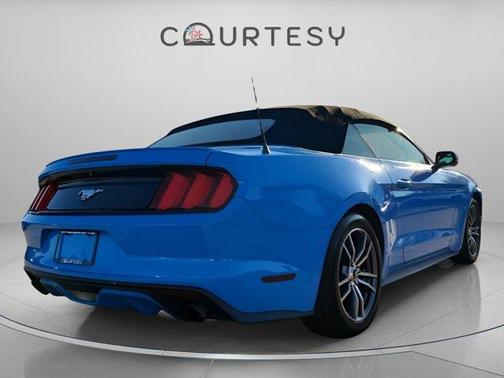 2017 Ford Mustang EcoBoost Premium