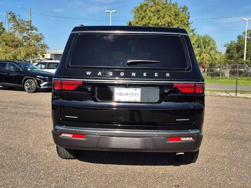 Diamond Black 2022 Jeep Wagoneer Series III