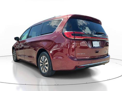 2021 Chrysler Pacifica Hybrid Touring L