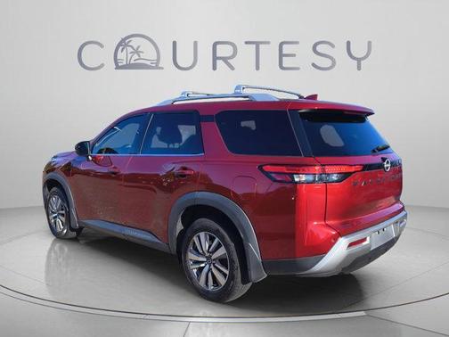 Scarlet Ember 2023 Nissan Pathfinder SL
