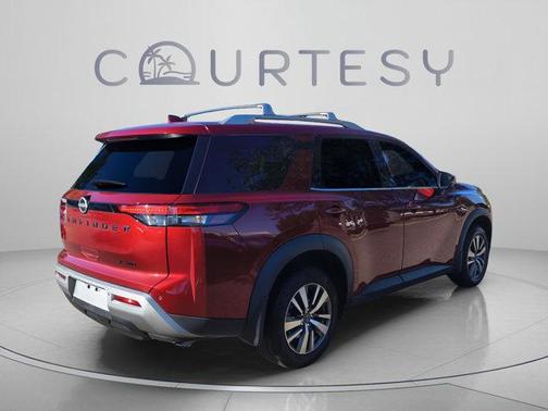 Scarlet Ember 2023 Nissan Pathfinder SL