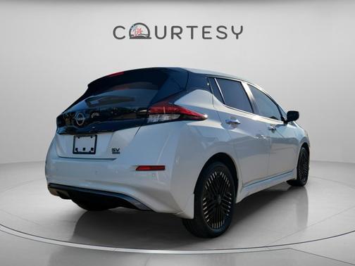 2024 Nissan Leaf SV PLUS