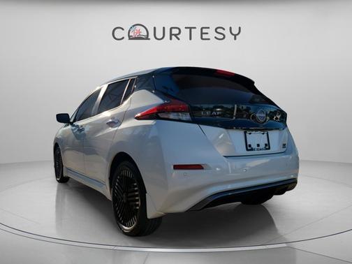 2024 Nissan Leaf SV PLUS