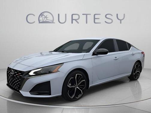 Gray Sky Pearl 2024 Nissan Altima 2.5 SR