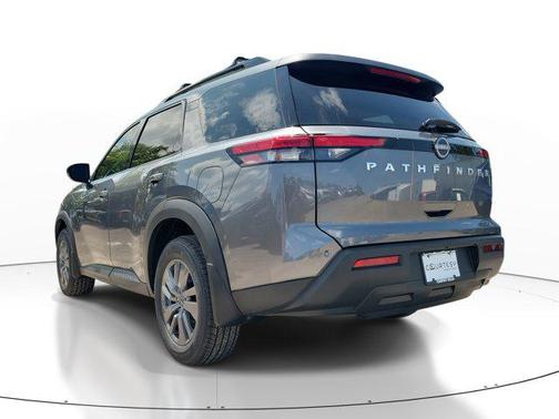 2025 Nissan Pathfinder SV FWD