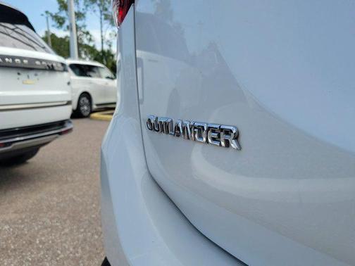 2020 Mitsubishi Outlander SEL